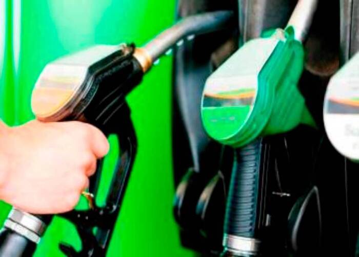 Cada mes, Colombia consume alrededor de 428 millones de galones de combustible