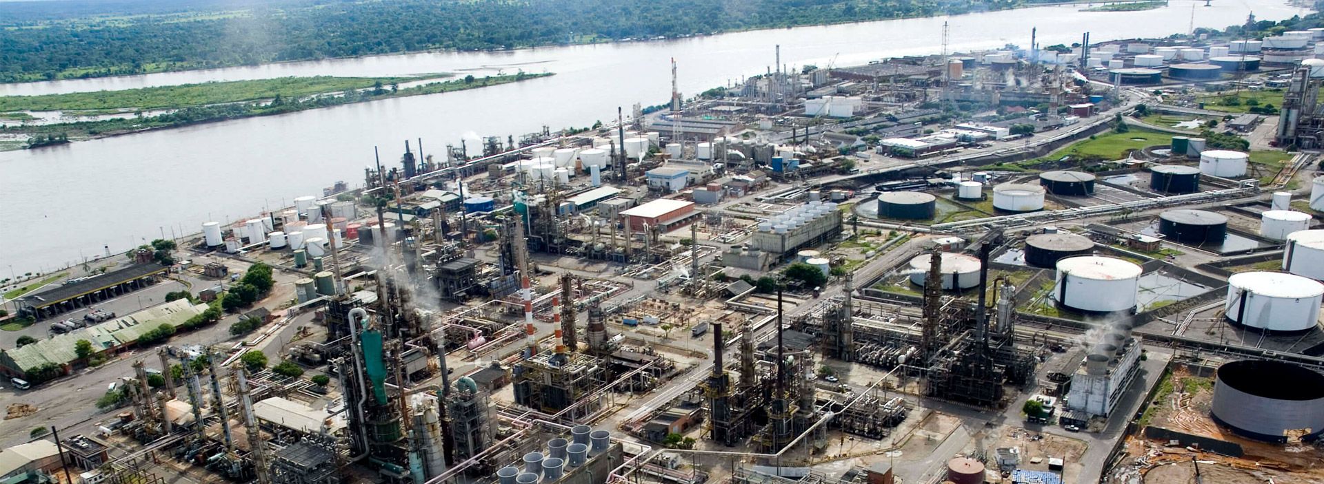 Compañía británica firma un millonario contrato con Ecopetrol para rediseñar la Refinería de Barrancabermeja