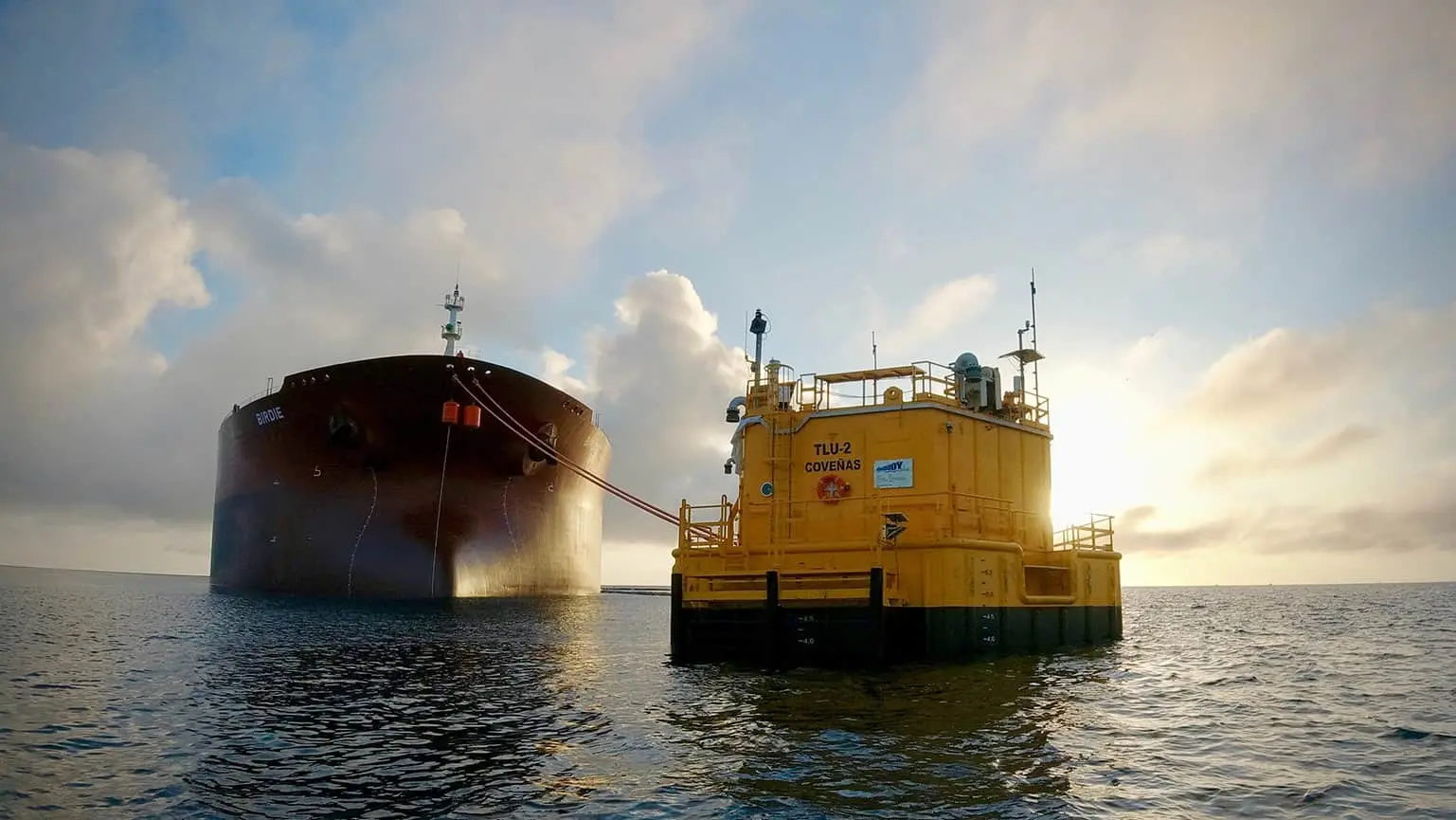 Operación costa afuera