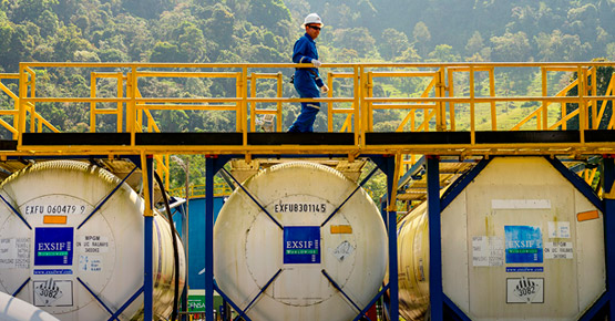 Predicciones del sector de petróleo y gas para 2025 según Wood Mackenzie