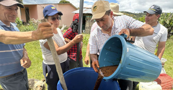 Biofábricas Comunitarias: El motor de la autogestión y el emprendimiento local