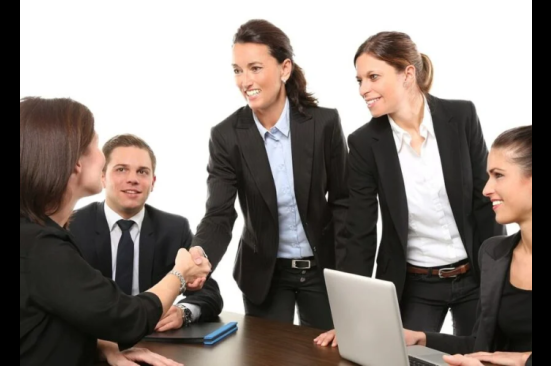 Hay 199 mujeres en Juntas Directivas de Colombia, 19 más que en 2022