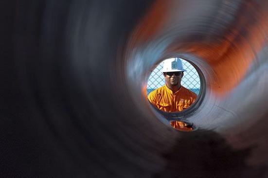 Eduardo Ramos: el que cambia las mangueras marinas