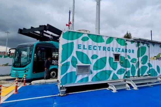 Ecopetrol produjo hidrógeno verde para la flota de buses del sistema Sitp de Bogotá